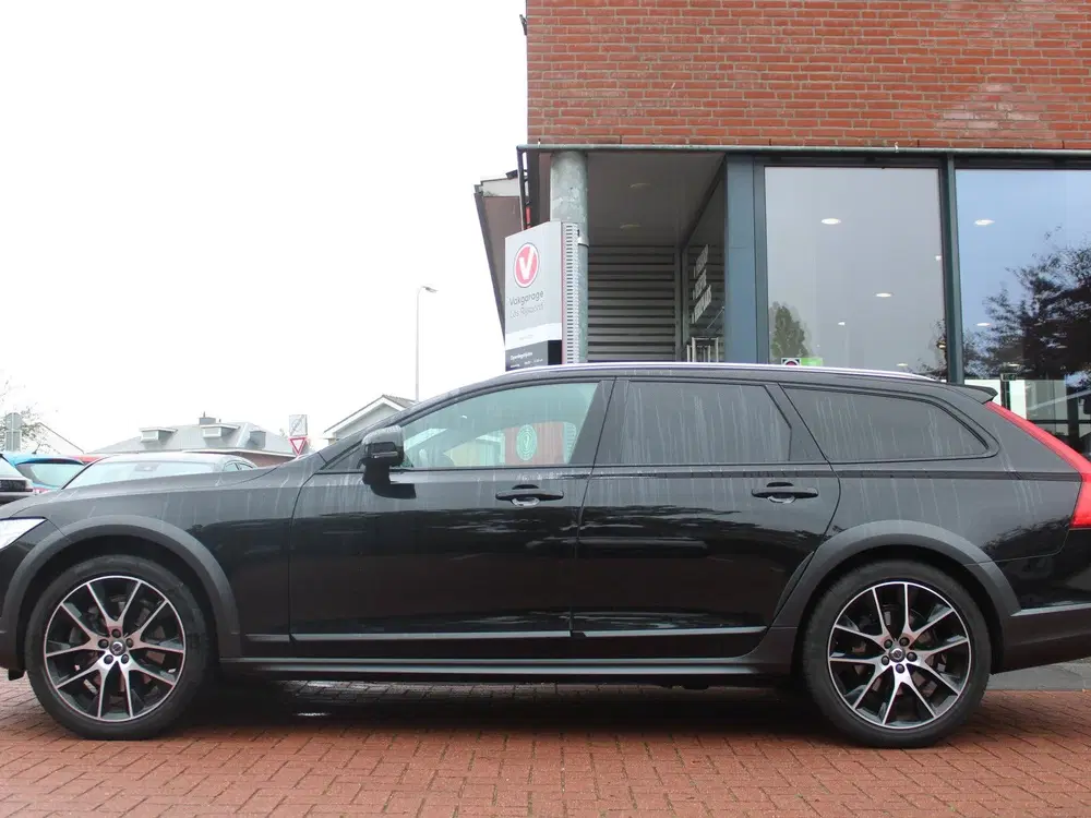 Volvo V90 Cross Country VOLVO V90 Cross Country T6 A uit 2021, foto 3