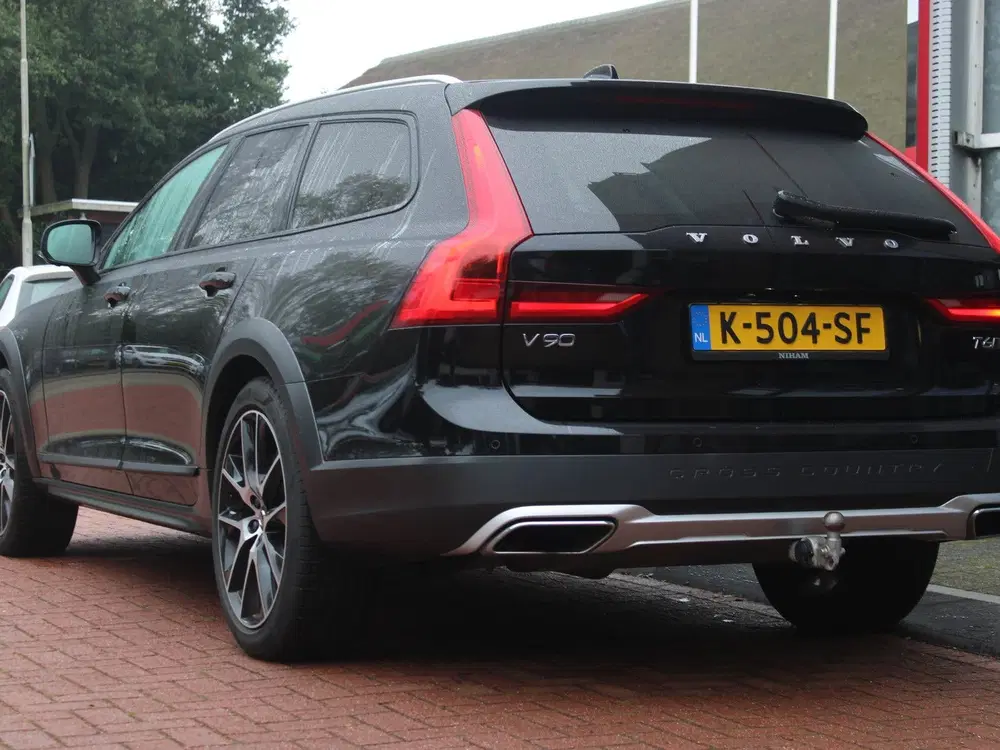 Volvo V90 Cross Country VOLVO V90 Cross Country T6 A uit 2021, foto 4