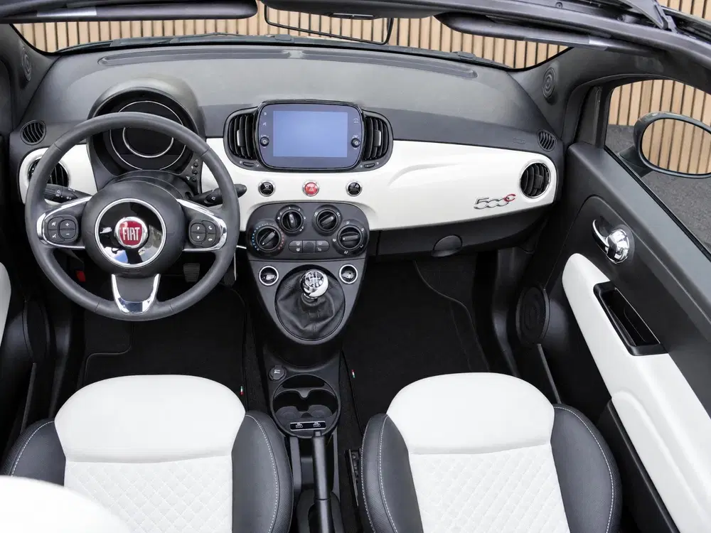 Fiat 500C 1.0 Hybrid Star uit 2020, foto 8