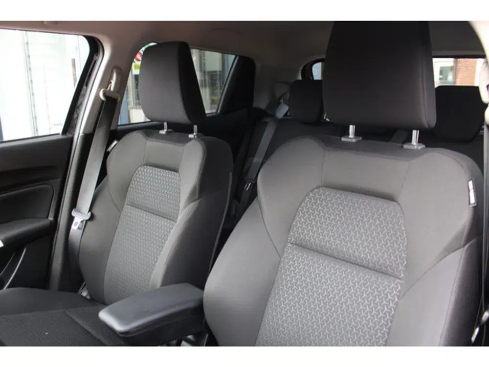 Suzuki Swift 1.2 Hybrid *Smart* uit 2026, foto 15