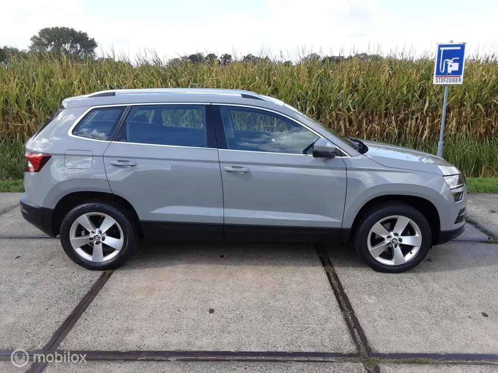 Skoda Karoq 1.0 TSI Business Edition uit 2019, foto 12