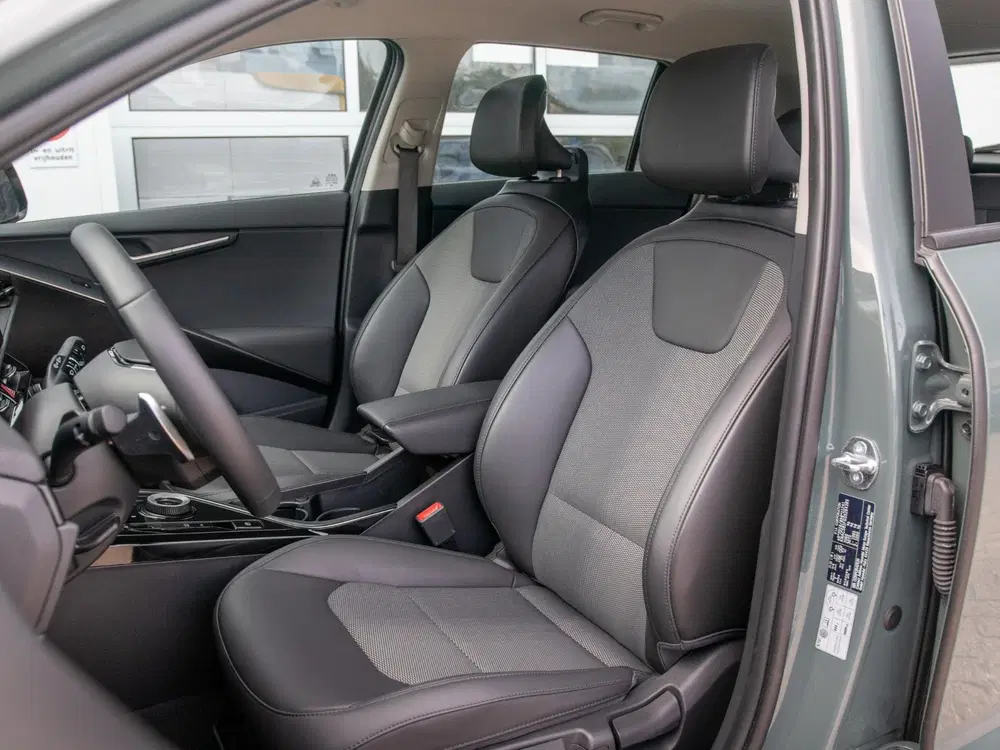Kia Niro 1.6 GDi PHEV DynamicLine uit 2025, foto 10
