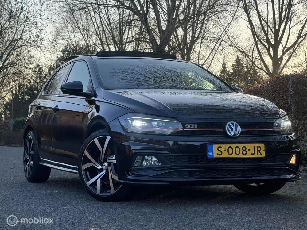 Volkswagen Polo GTI2.0 TSI 200PK uit 2019, foto 2