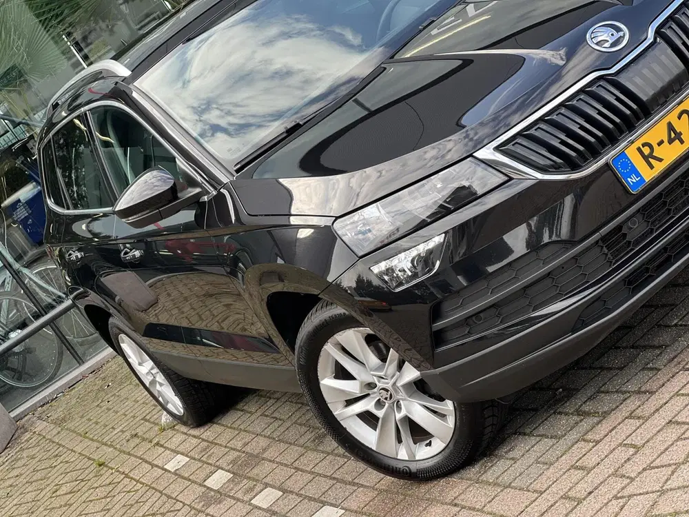 Skoda Karoq 1.5 TSI ACT Business Ed Automaat Sportstoe uit 2022, foto 5