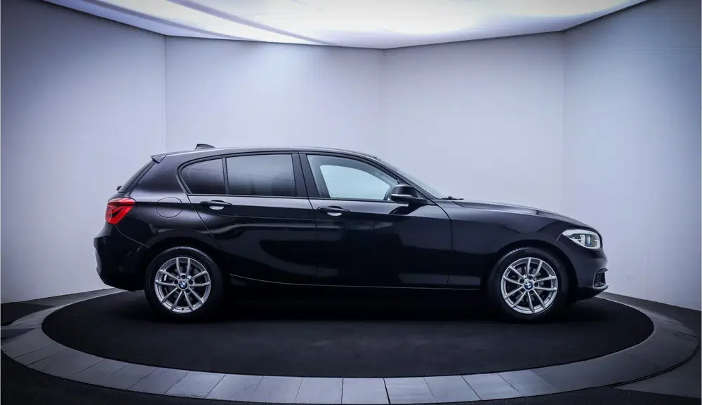 BMW 1-serie 116i Executive FULL LED uit 2019, foto 4