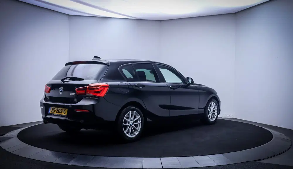 BMW 1-serie 116i Executive FULL LED uit 2019, foto 5