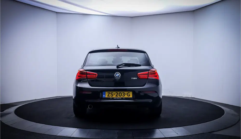 BMW 1-serie 116i Executive FULL LED uit 2019, foto 6