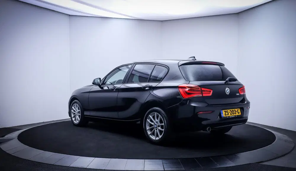 BMW 1-serie 116i Executive FULL LED uit 2019, foto 8