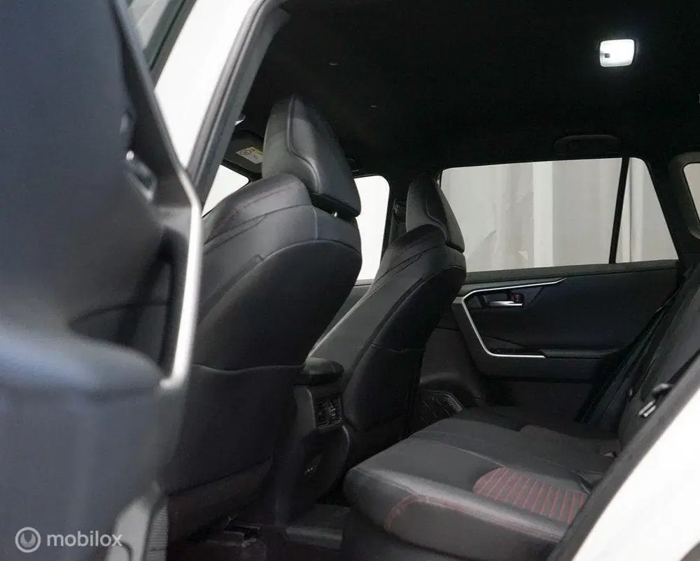 Toyota RAV 4 2.5 Plug-in Hybrid AWD Style uit 2022, foto 9