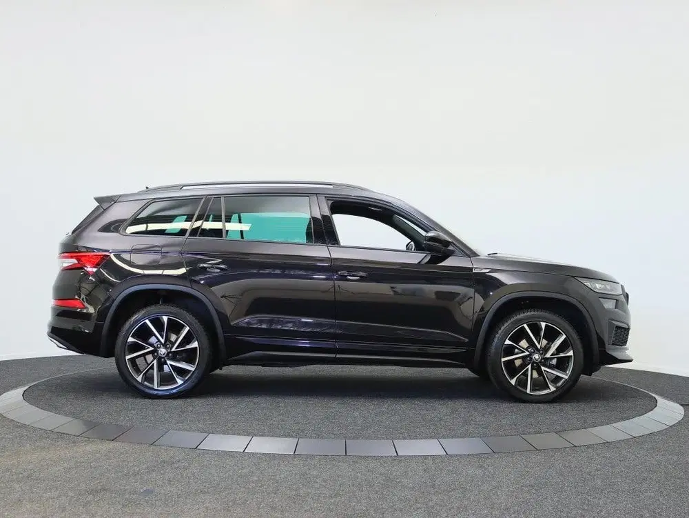 Skoda Kodiaq 1.5 TSI DSG Sportline Tour Edition uit 2023, foto 11