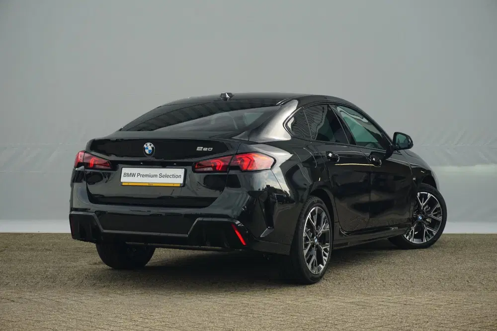 BMW 2-serie Gran Coupé 220 M Sport Design 18'' uit 2025, foto 2