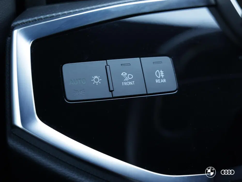 Audi Q3 45 TFSI e S Edition uit 2023, foto 11
