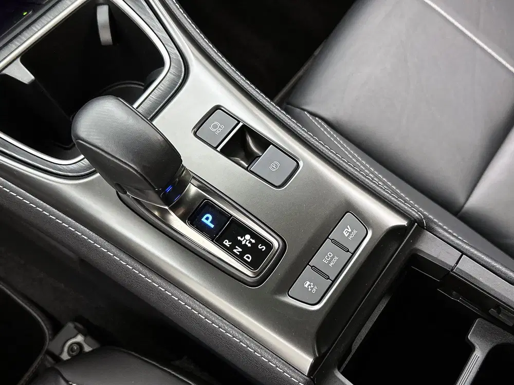 Lexus LBX Relax 2WD uit 2024, foto 12