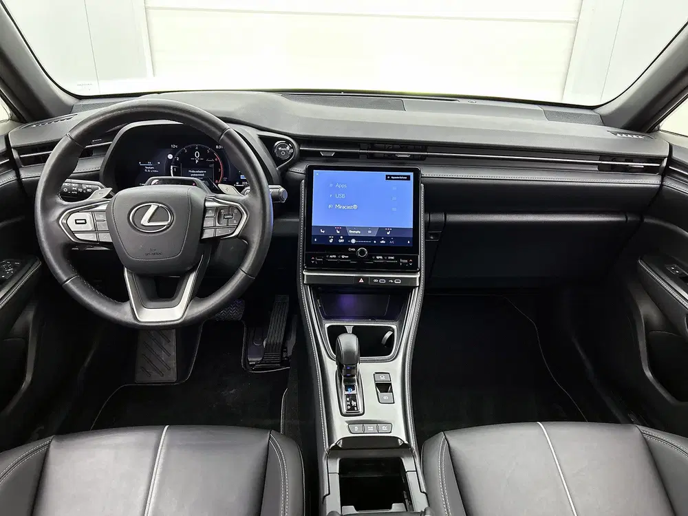Lexus LBX Relax 2WD uit 2024, foto 4