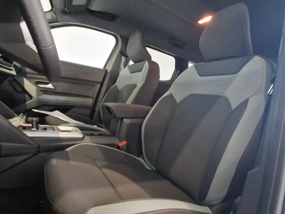 Dacia Duster 1.8 hybrid 155 extreme NIEUW VOORRAADKORTI uit 2026, foto 7