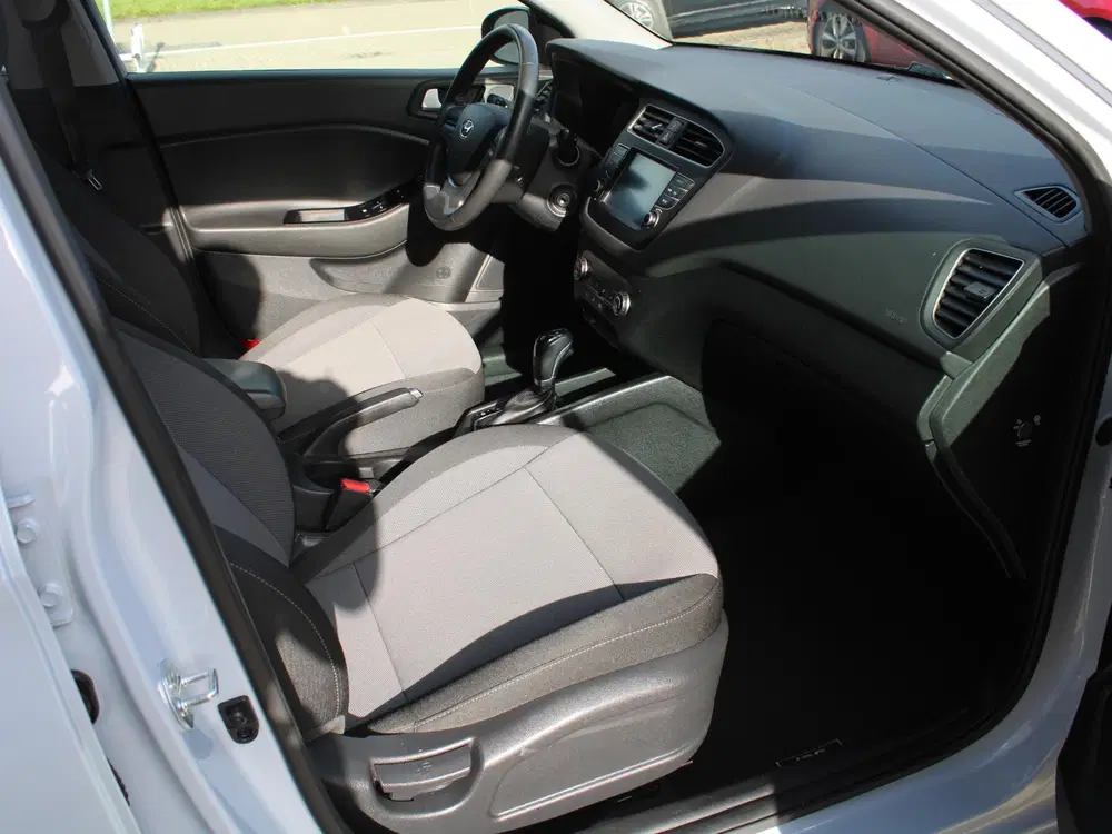Hyundai i20 1.0 T-GDI Comfort uit 2020, foto 12