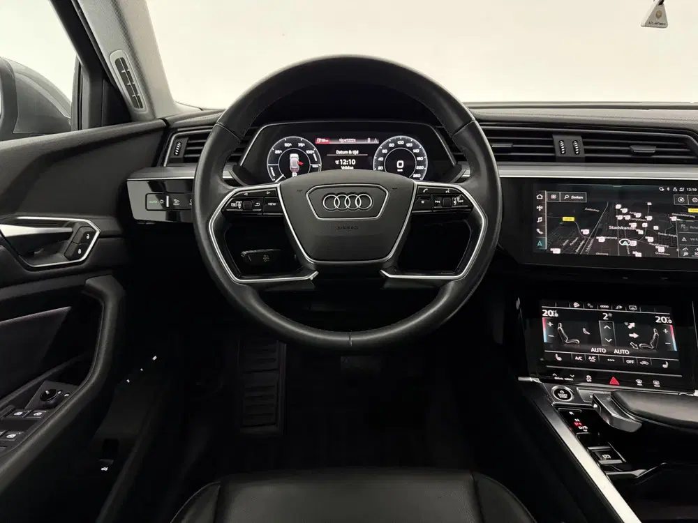 Audi e-tron 55 quattro Advanced edition 95 kWh uit 2021, foto 15
