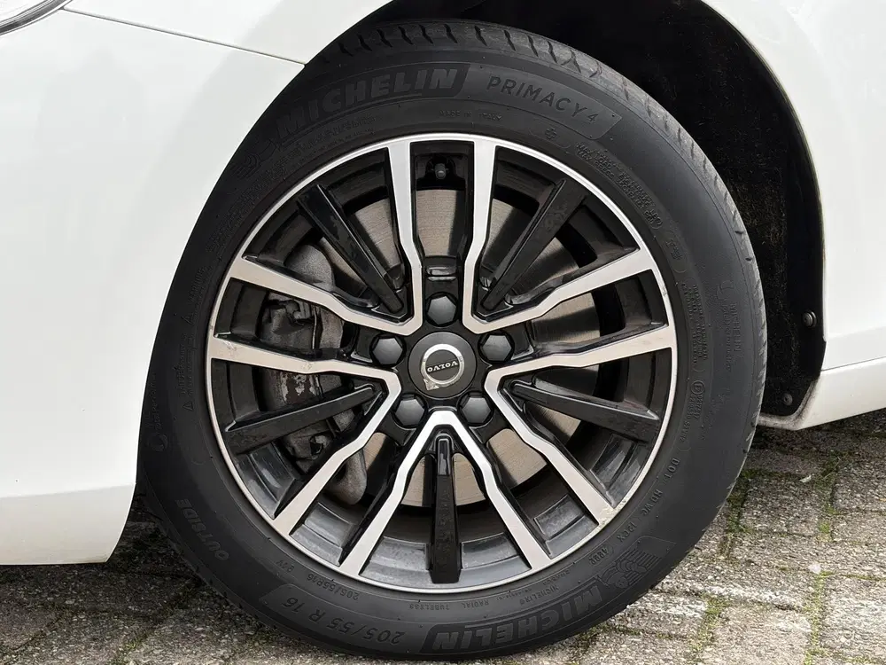 Volvo V40 1.5 T2 Polar+ Automaat uit 2019, foto 11