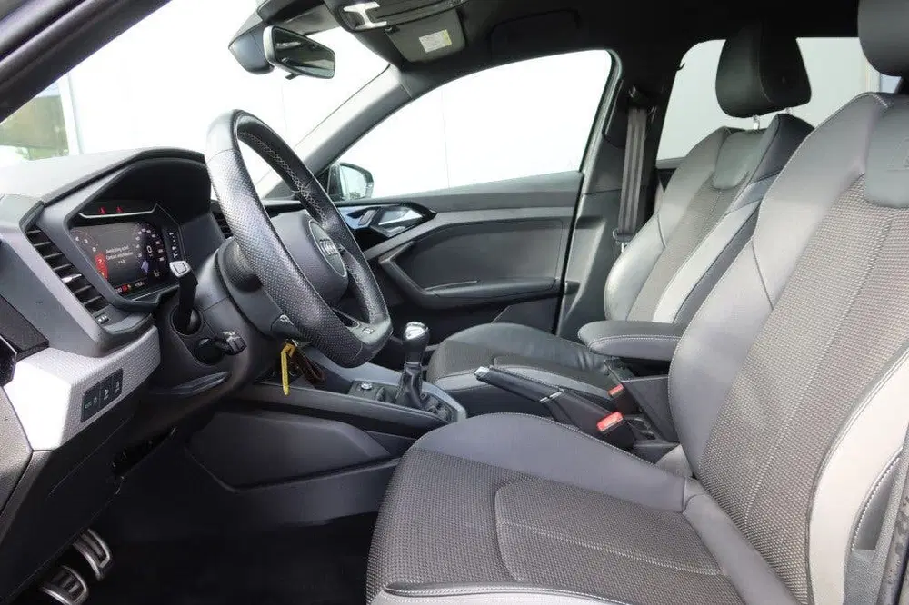Audi A1 30 TFSI Pro Line S 110pk Virtual uit 2021, foto 5