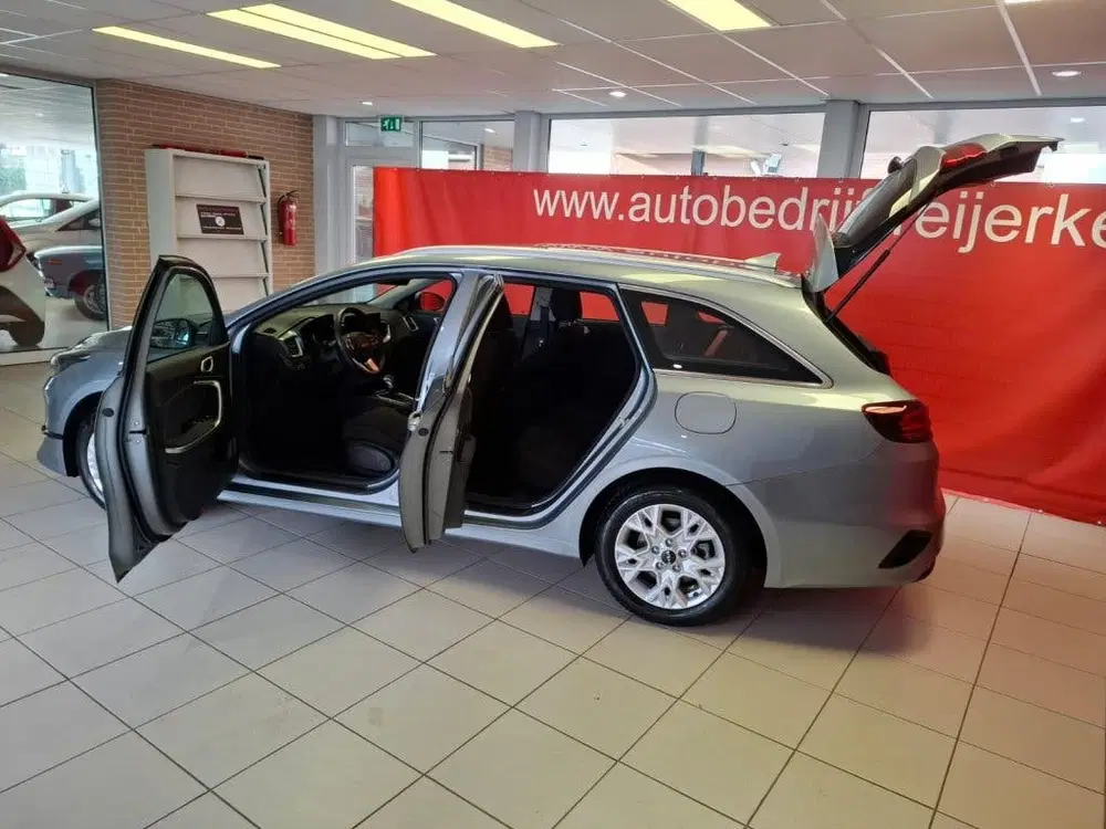 Kia Ceed 1.0 MHEV AUTOMAAT DynamicLine 5D uit 2023, foto 7