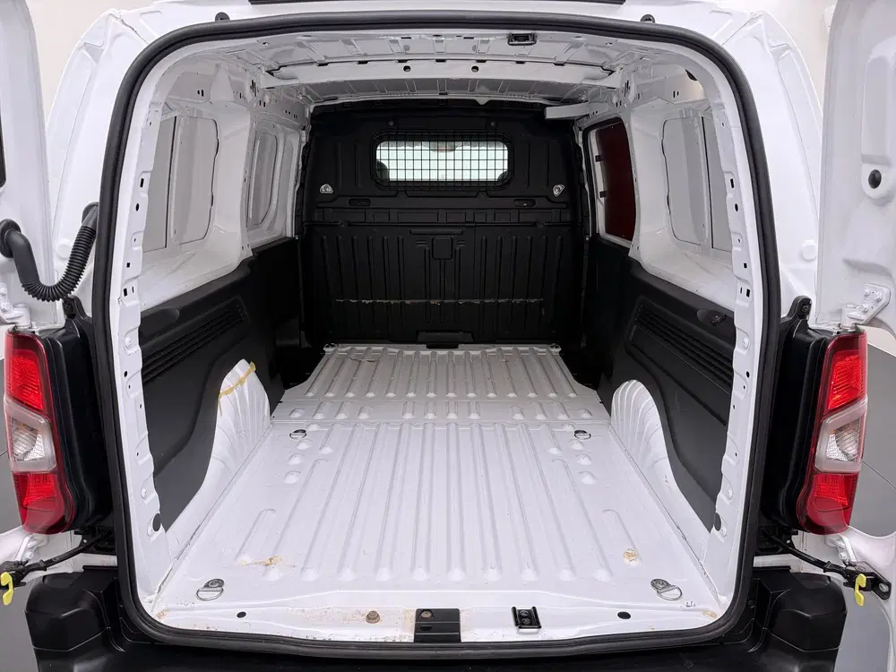 Peugeot Partner HDI 102PK Lang L2 Premium Navi Airco Apple uit 2021, foto 12