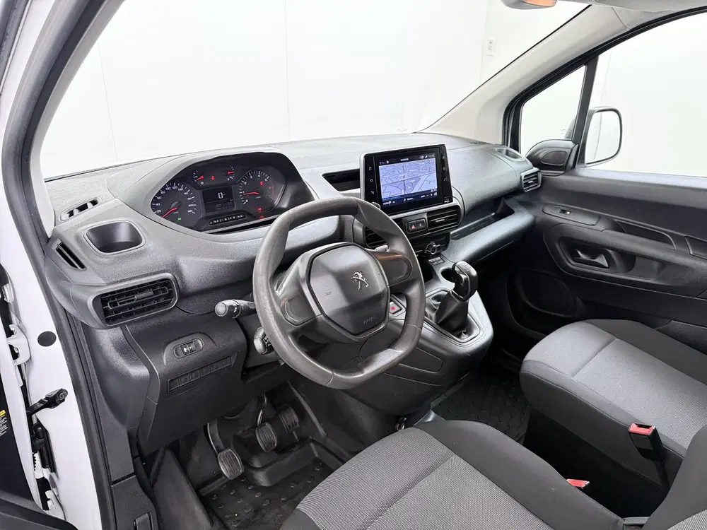 Peugeot Partner HDI 102PK Lang L2 Premium Navi Airco Apple uit 2021, foto 3