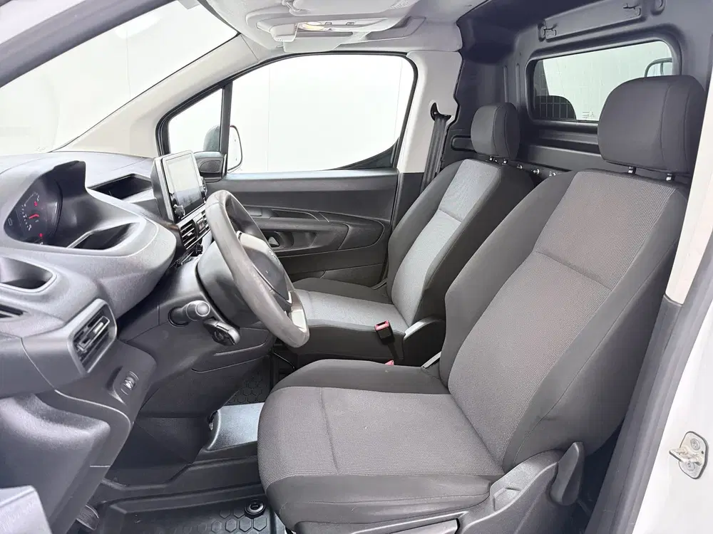Peugeot Partner HDI 102PK Lang L2 Premium Navi Airco Apple uit 2021, foto 9