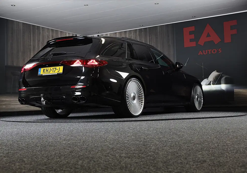 Mercedes-Benz E-Klasse 300 e AMG 53 Look uit 2025, foto 5