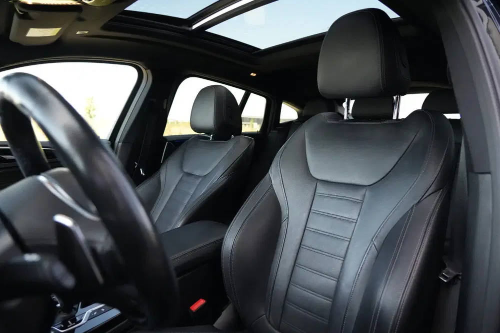 BMW X4 M40i High Executive uit 2019, foto 4