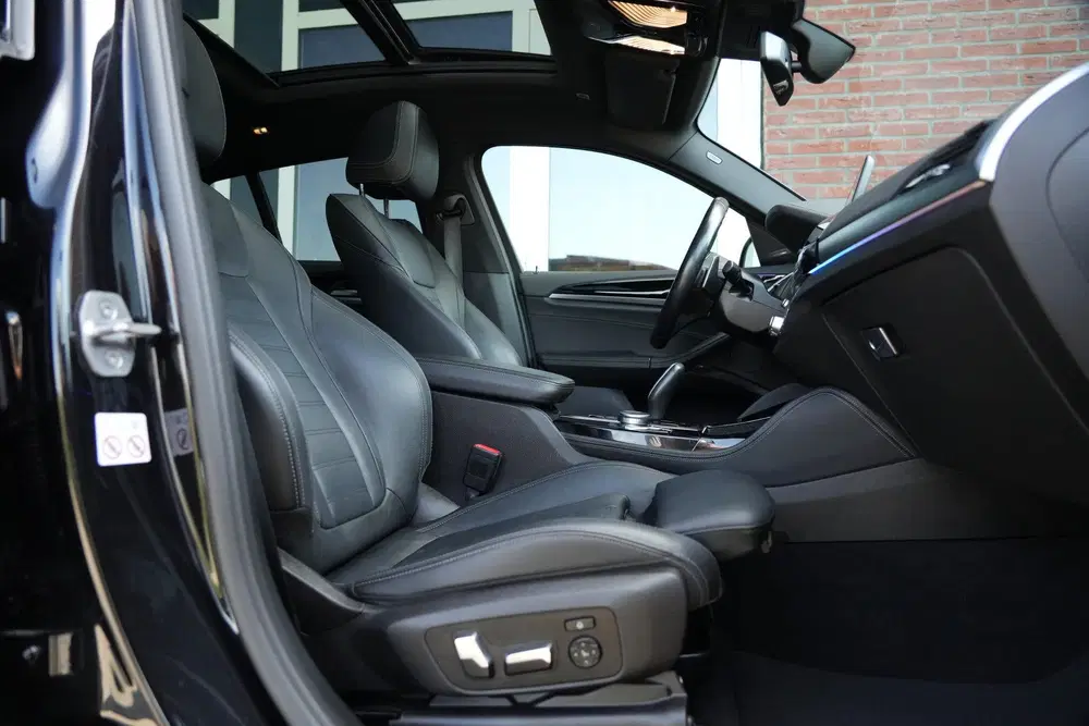 BMW X4 M40i High Executive uit 2019, foto 9