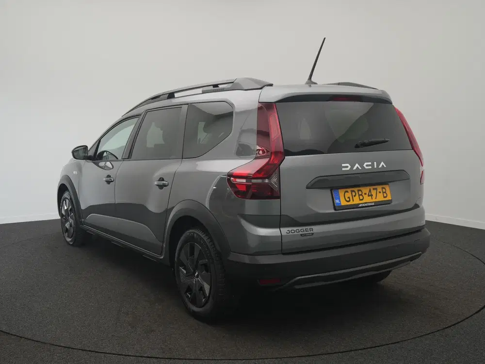 Dacia Jogger 1.6 Hybrid 140 Expression 7p. uit 2024, foto 3