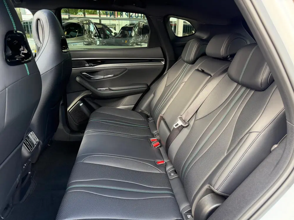 BYD Seal U 40 X OP VOORRAAD IN ALLE KLEUREN GELIJK LE uit 2026, foto 12