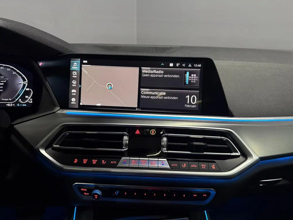 BMW X5 xDrive45e Executive HUD uit 2022, foto 15