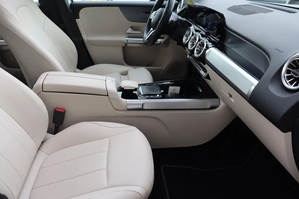 Mercedes-Benz GLB GLB klasse 200 Bus.Sol. Luxury orgNL el.tr uit 2022, foto 10