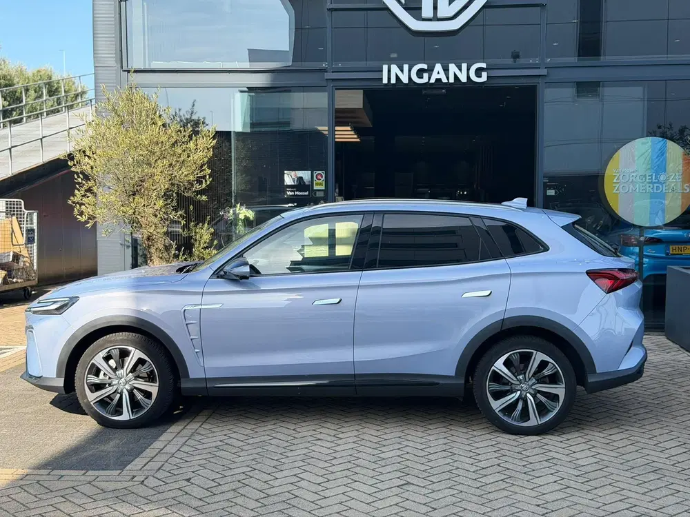 MG Marvel R Luxury 70 kWh uit 2022, foto 2