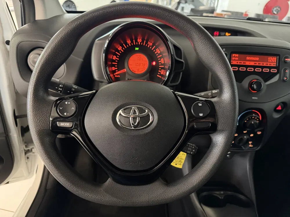 Toyota Aygo 1.0 VVT-i x-fun 5 Drs Airco uit 2019, foto 10