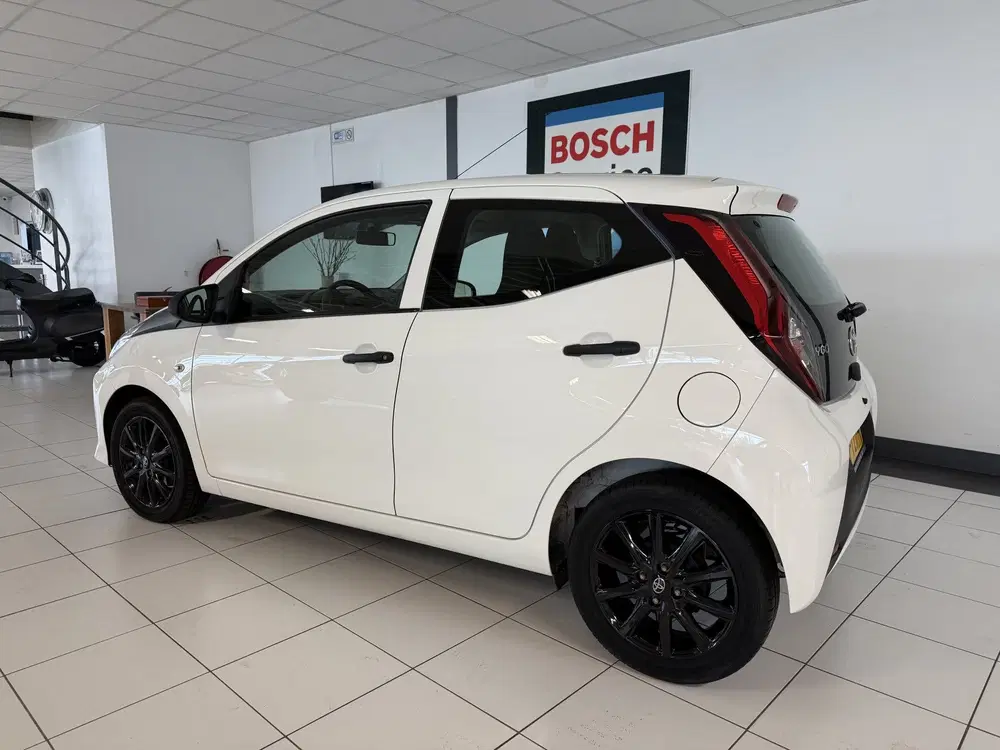 Toyota Aygo 1.0 VVT-i x-fun 5 Drs Airco uit 2019, foto 3