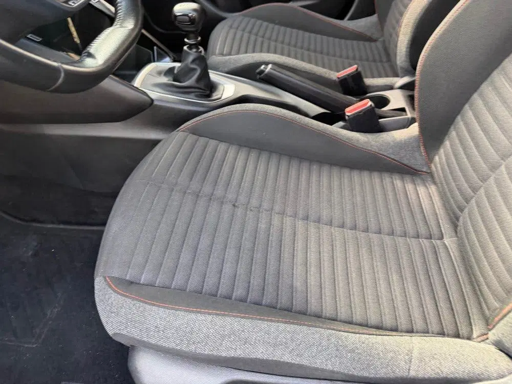 Peugeot 2008 1.2 PT B.L. ACTIVE NAVI AIRCO uit 2021, foto 8