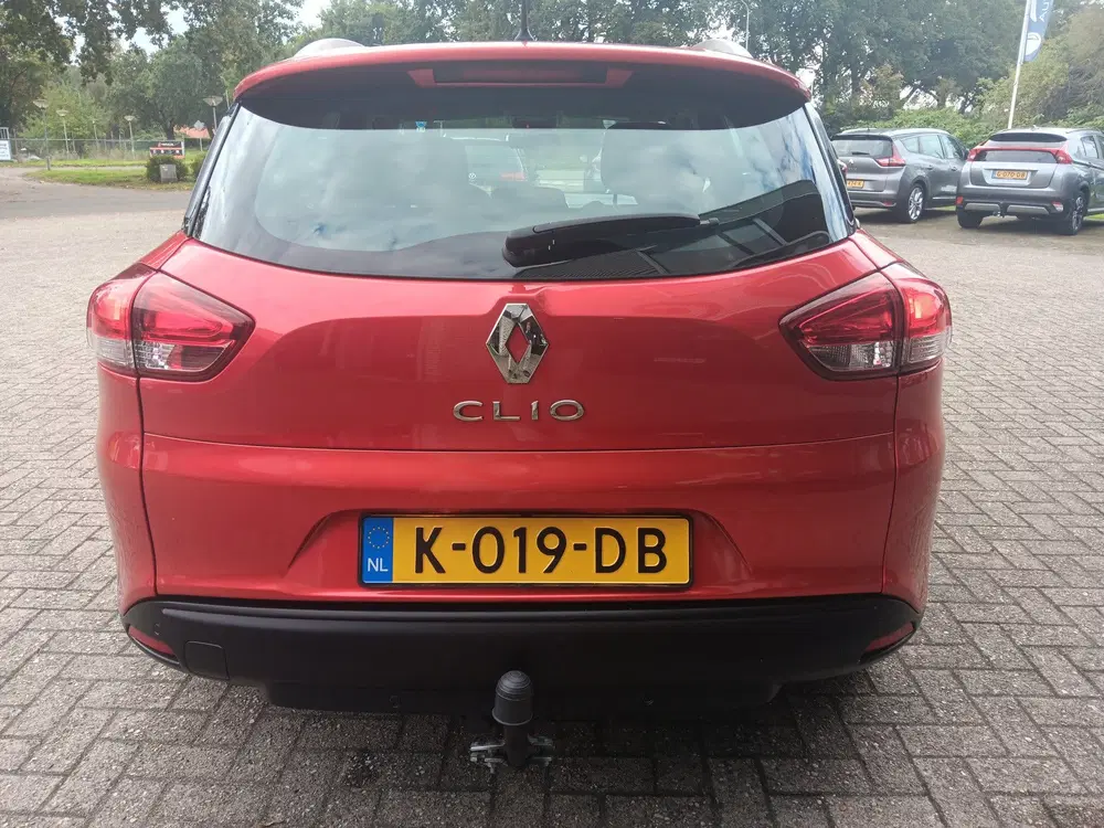 Renault Clio 0.9 TCe Limited uit 2019, foto 11