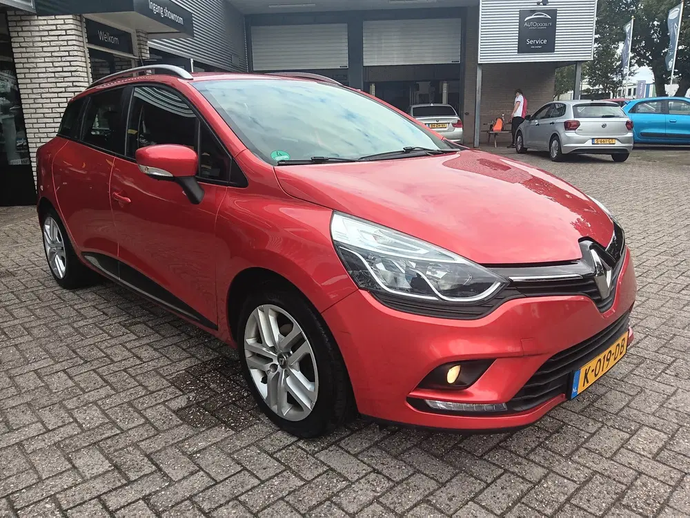 Renault Clio 0.9 TCe Limited uit 2019, foto 13