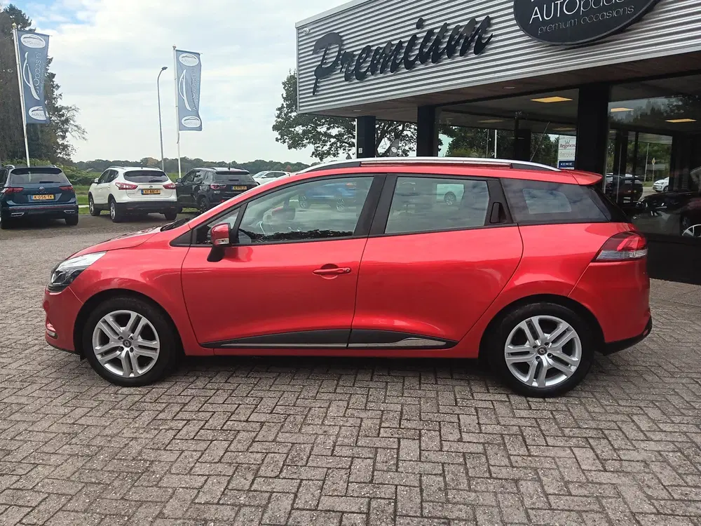 Renault Clio 0.9 TCe Limited uit 2019, foto 9