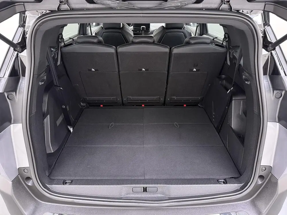 Peugeot 5008 1.2 Hybrid 136 GT 7 PERSOONS uit 2024, foto 11