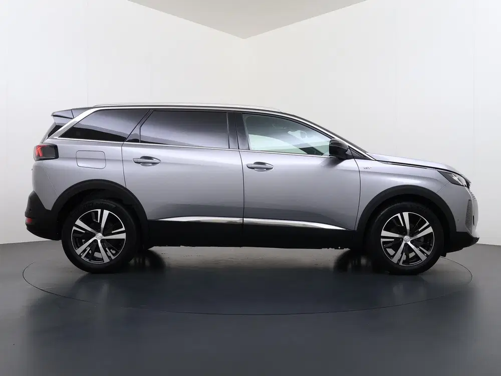 Peugeot 5008 1.2 Hybrid 136 GT 7 PERSOONS uit 2024, foto 9