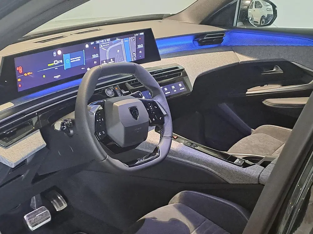 Peugeot 3008 GT 73 kWh uit 2025, foto 11