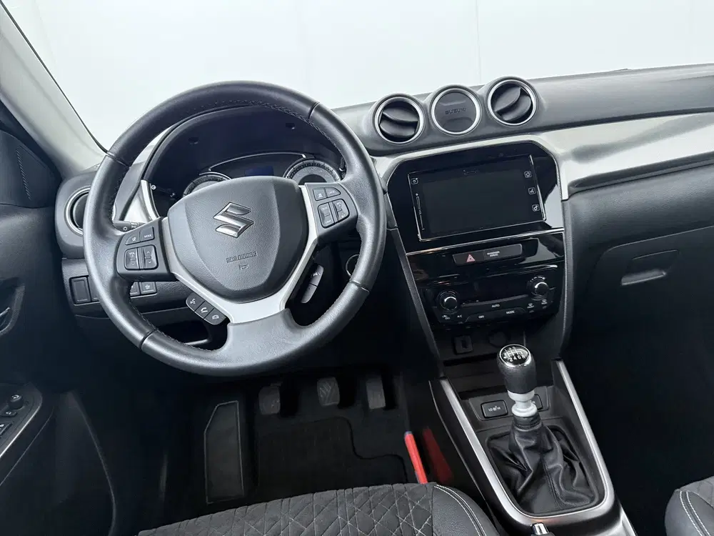 Suzuki Vitara 1.4 Boosterjet Style Smart Hybrid uit 2023, foto 11