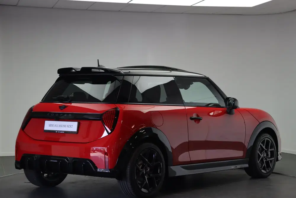 Mini Hatchback Cooper C uit 2025, foto 3