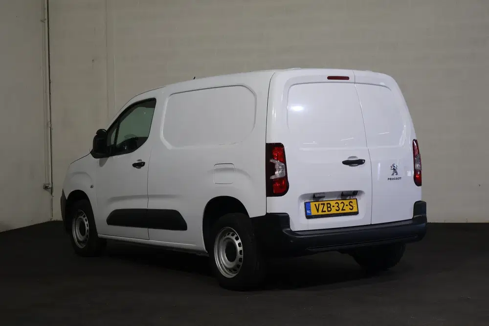 Peugeot Partner 1.2 PureTech 110pk S&S L1 Benzine 10dkm uit 2023, foto 9