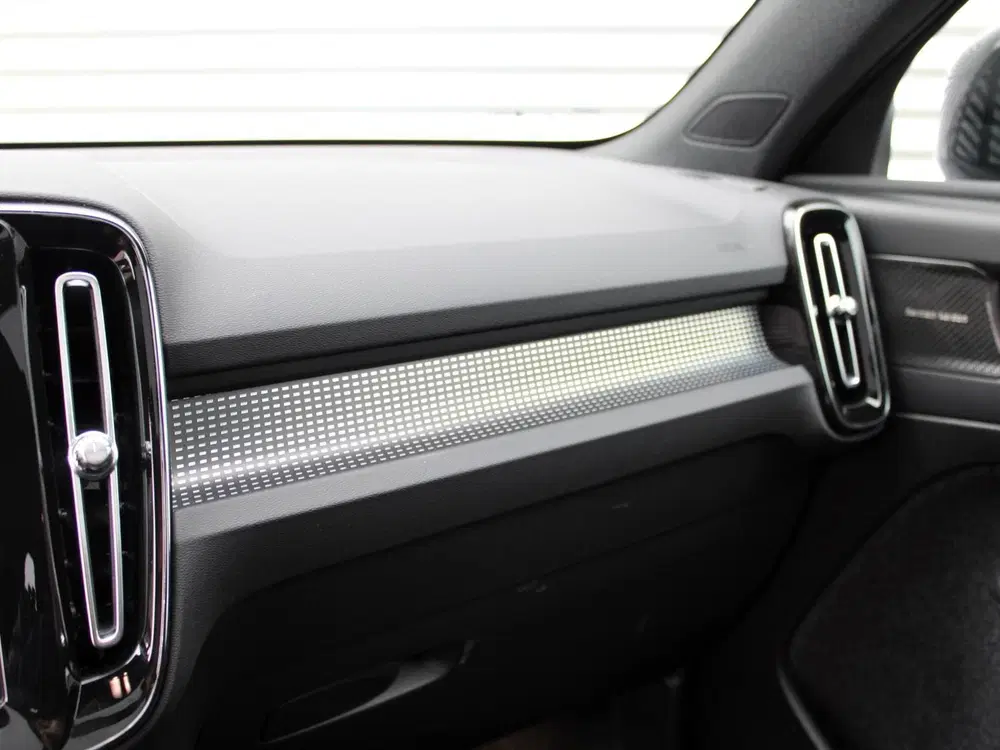 Volvo EX40 Single Motor Extended Range Plus Automaat uit 2025, foto 13