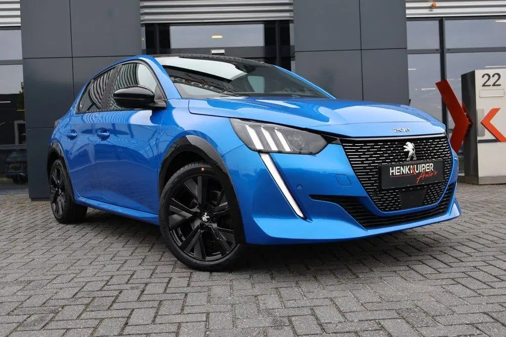 Peugeot 208 1.2 PureTech GT-Line uit 2020, foto 10
