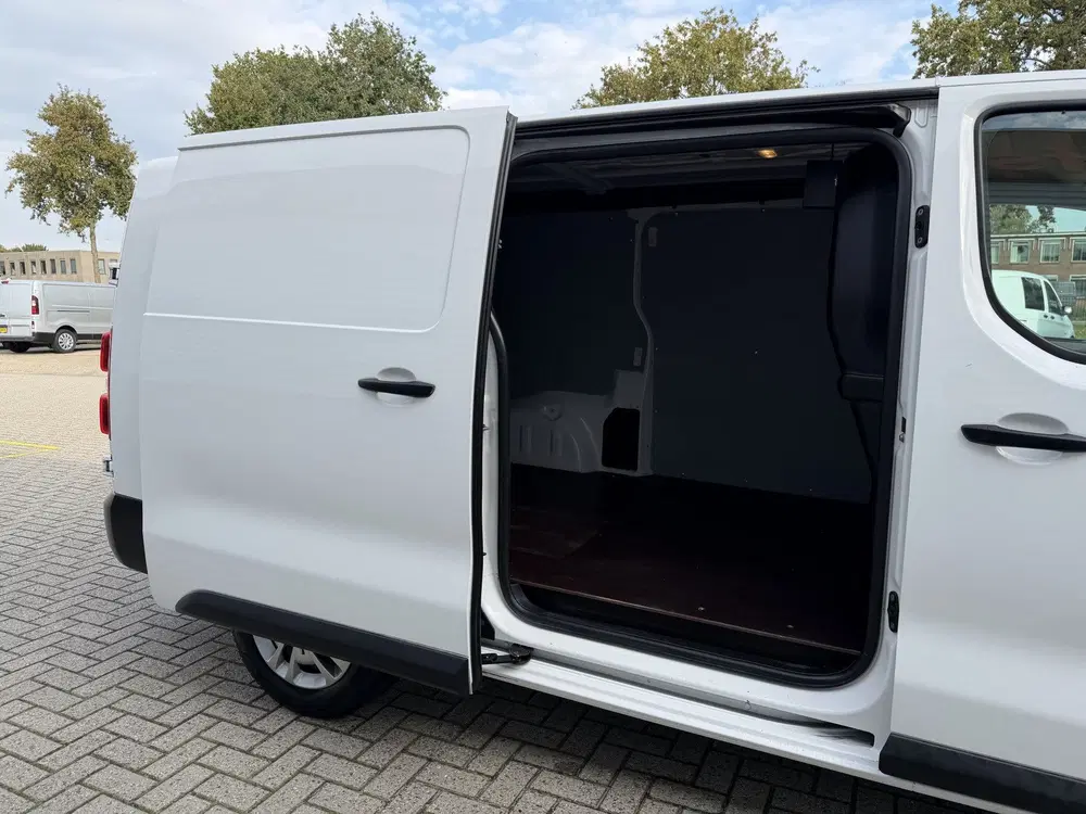 Opel Vivaro 2.0 CDTI L3H1 Edition uit 2021, foto 15